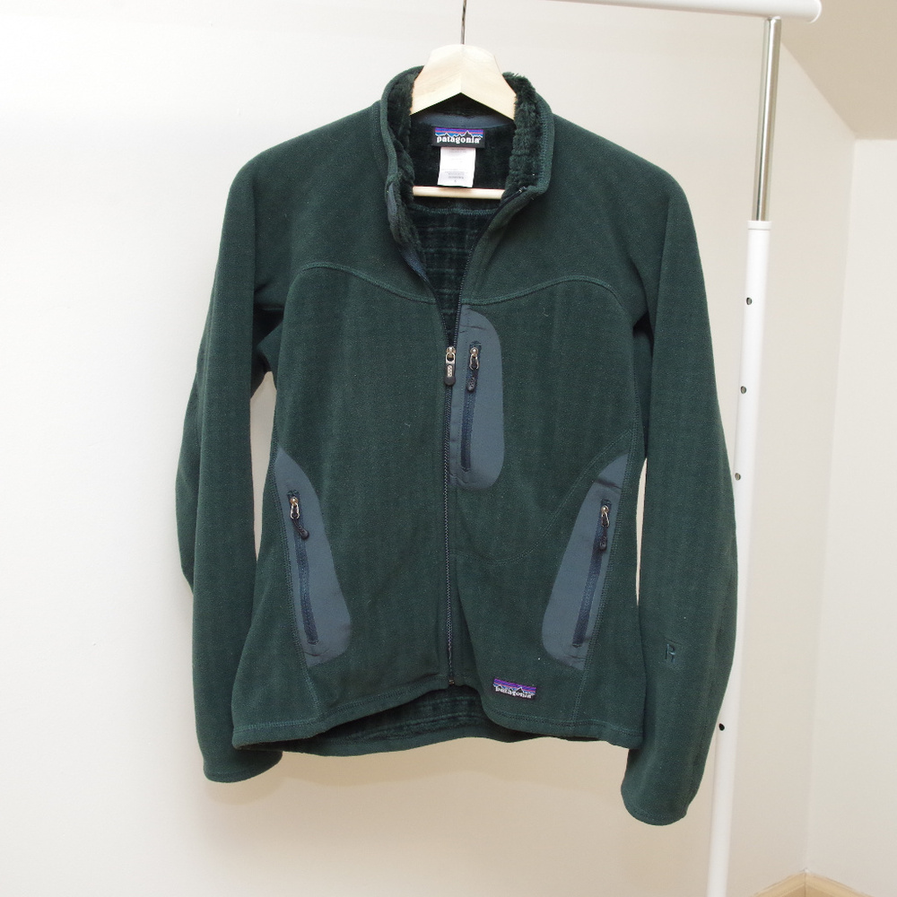 Patagonia Dark Green Fleece Jacket with Gray Trim